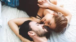 Cuando un hombre no quiere admitir que está enamorado 